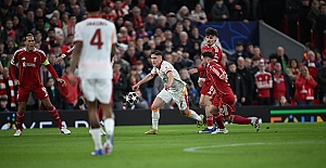 Galatasaray, Liverpool'a 4-0 yenilerek UEFA Şampiyonlar Ligi'ne veda etti