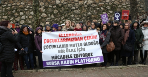 Kadınlardan tepki: Çocuk istismarının affı olmaz