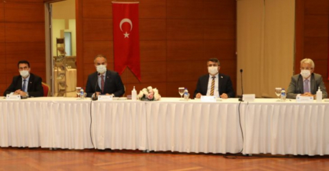 Bursa Büyükşehir ve 17 İlçe Belediye Başkanlarından Deprem Zirvesi