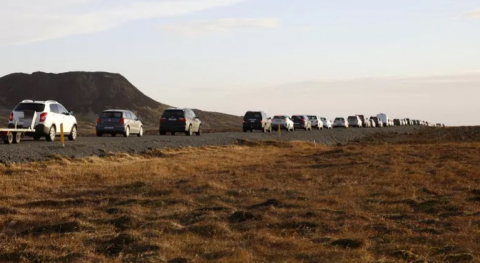 Yanardağ patlaması beklenen İzlanda'da bir günde 900 deprem meydana geldi