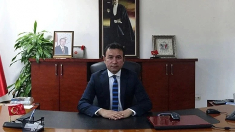 Dolandırıcılıktan yargılanan eski kaymakam ağlayarak tahliyesini istedi