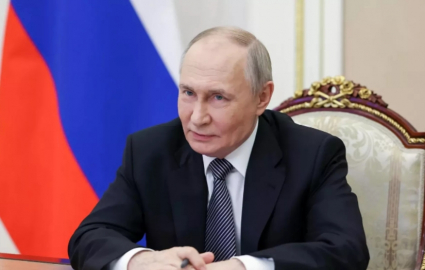 Putin: Kiev'e herhangi bir ön koşul olmaksızın doğrudan müzakerelere İstanbul'da devam etmeyi öneriyoruz