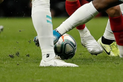 Dünyanın gelmiş geçmiş en iyi futbolcuları açıklandı: Zirve 2 ülke arasında olay çıkartır