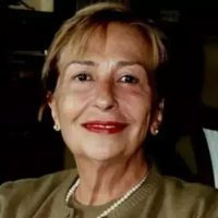 Emine Işınsu