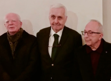 Bursalı Aydınların “Muradiye” Toplantılarının bu haftaki konuğu şair ve yazar Mustafa Can..