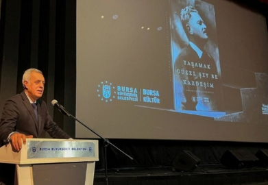 Nazım Hikmet 124. Doğum Gününde Bursa'da Sözü, Sesi ve Müziğiyle Yaşadı