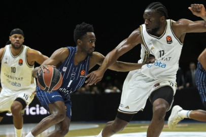 Anadolu Efes Dubai'yi dağıttı: Çift maç haftasında 2'de 2