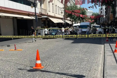 İstanbul ve Antalya'dan sonra Diyarbakır: Koç Holding'e ait bankaya silahlı saldırı!