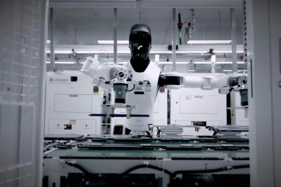 İnsansı robotlardan tarihi sınav: 99,99 başarı