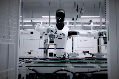 İnsansı robotlardan tarihi sınav: 60 bin görev, yüzde 99,99 başarı