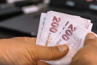 Memur ve emeklilerin maaş zam oranları ile kira artış oranları belli oldu