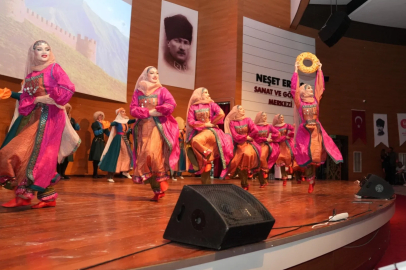 Kuzey Kafkasya Kültür ve Sanat Festivali’nde renkli görüntüler