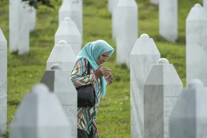 Srebrenitsa Soykırımı'nın 31. yılı düzenlenen programla anıldı