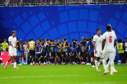 2026 Dünya Kupası | Arjantin, geriye düştüğü maçta İngiltere'yi evine yolladı: Finalin adı belli oldu!