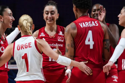 Milletler Ligi'nde şampiyon Türkiye!.. Filenin Sultanları, Brezilya'yı devirdi..