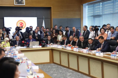 Çerçeve Yasa Adalet Komisyonu'ndan geçti: Görüşmelerde gerginlik ve Öcalan tartışması