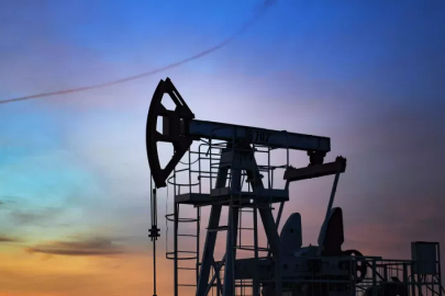 Hürmüz Boğazı'nda yeni kriz: Petrol fiyatları yükselişe geçti