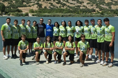 Büyükşehir Belediyespor kanocularından 12 madalya