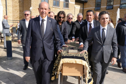 KKTC 5. Cumhurbaşkanı Ersin Tatar, yeğenini son yolculuğuna uğurladı