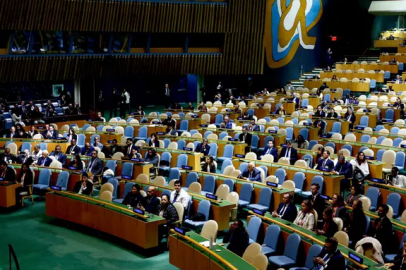 Netanyahu boş salona konuştu: BM'de heyetler Netanyahu'yu yuhalayıp salonu terk etti