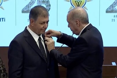 İzmir Büyükşehir Belediye Başkanı Cemil Tugay: 'AKP kimsesizlerin kimsesidir'