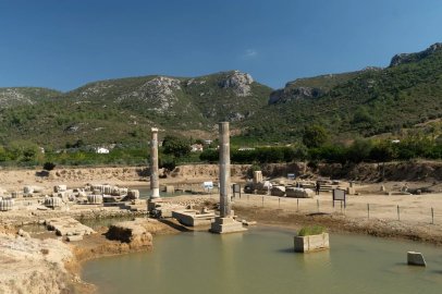 İzmir Klaros’ta 3 bin 300 yıllık kehanet gün yüzüne çıkıyor