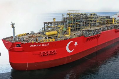 Türkiye'nin ilk yüzer üretim platformu Osman Gazi uğurlandı! Karadeniz’de 20 yıl görev yapacak