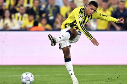 Fenerbahçe-Slavia Prag maçı hangi kanalda, saat kaçta?
