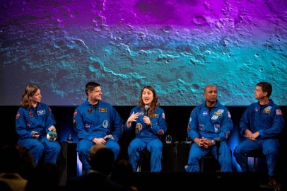 NASA'nın Ay görevindeki astronot, bir daha eve dönemeyeceklerini sanmış
