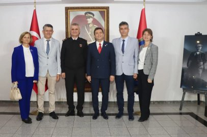 TEMAD Bursa'dan Tümgeneral Mustafa Bakçepınar’a ziyaret