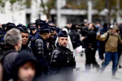Fransa'da 'Sarı Yelekliler' protestoya hazırlanıyor: Paris'te kısmi sokağa çıkma yasağı kararı yargıya taşındı